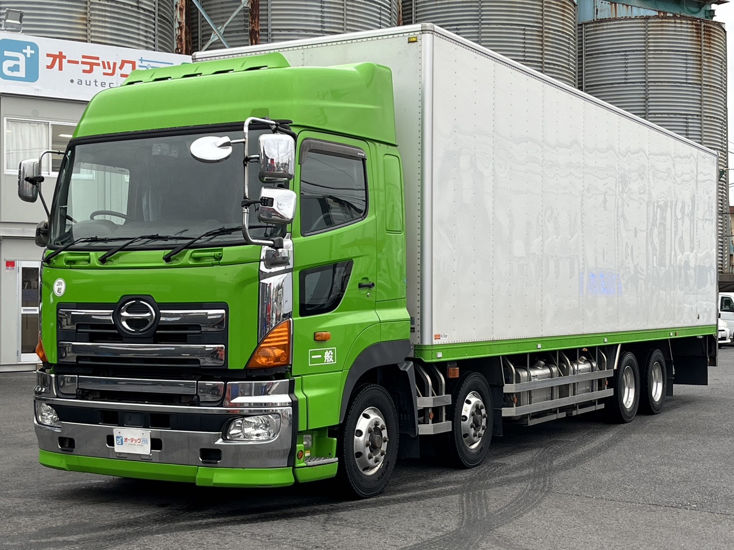 日野 プロフィア パネルバン ご納車